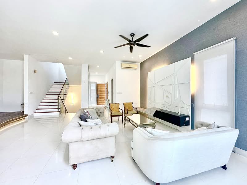 Bungalow House for Sale in Sunway Damansara (Kota Damansara) - NORFADILAH ZAINUDDIN - Living Room - PropertyGuru.com.my