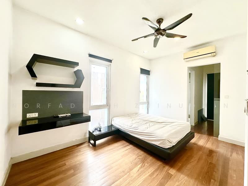 Bungalow House for Sale in Sunway Damansara (Kota Damansara) - NORFADILAH ZAINUDDIN - Bedroom - PropertyGuru.com.my