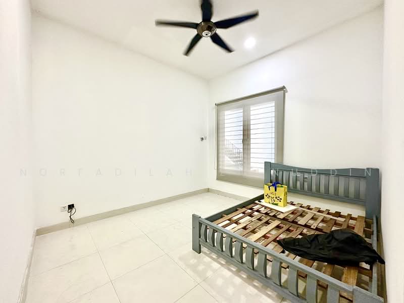 Bungalow House for Sale in Sunway Damansara (Kota Damansara) - NORFADILAH ZAINUDDIN - Bedroom - PropertyGuru.com.my