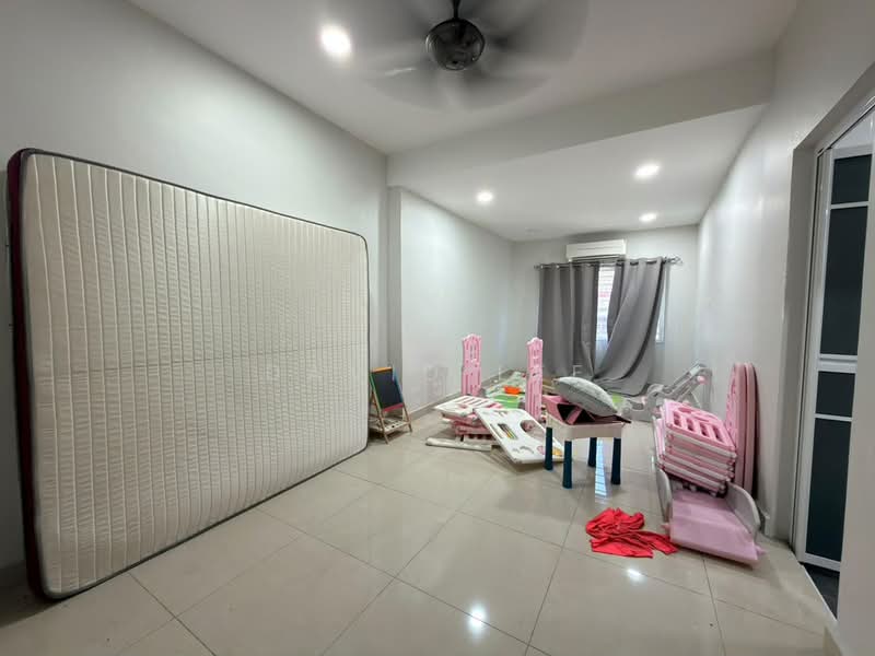 2-storey Terraced House for Sale in Rawang Perdana 2 (Rawang) - David Lee - Interior - PropertyGuru.com.my