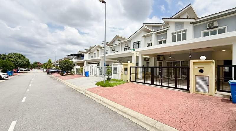 2-storey Terraced House for Sale in D'Kayangan (Shah Alam) - NORFADILAH ZAINUDDIN - Exterior - PropertyGuru.com.my