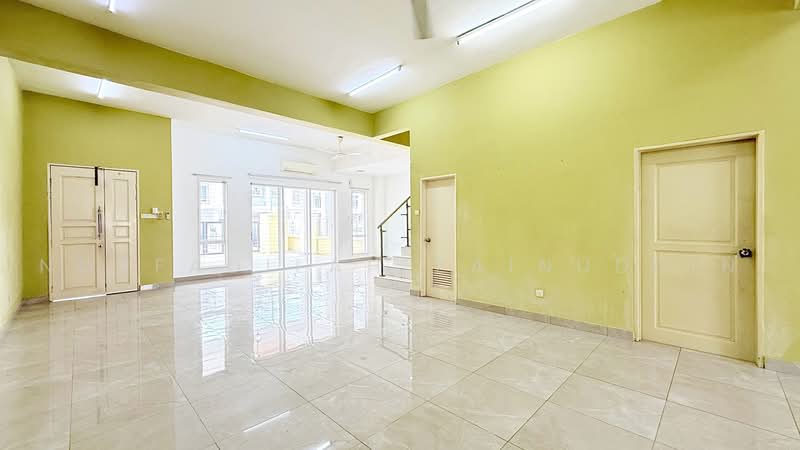 2-storey Terraced House for Sale in D'Kayangan (Shah Alam) - NORFADILAH ZAINUDDIN - Living Room - PropertyGuru.com.my