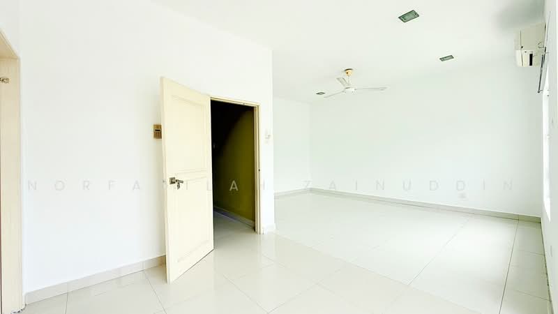 2-storey Terraced House for Sale in D'Kayangan (Shah Alam) - NORFADILAH ZAINUDDIN - Interior - PropertyGuru.com.my