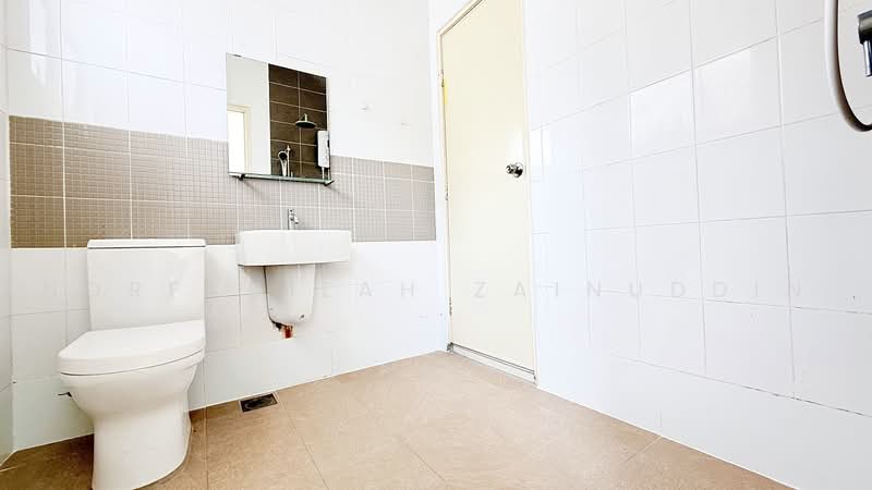 2-storey Terraced House for Sale in D'Kayangan (Shah Alam) - NORFADILAH ZAINUDDIN - Bathroom - PropertyGuru.com.my