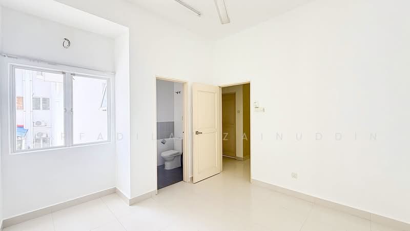 2-storey Terraced House for Sale in D'Kayangan (Shah Alam) - NORFADILAH ZAINUDDIN - Bathroom - PropertyGuru.com.my