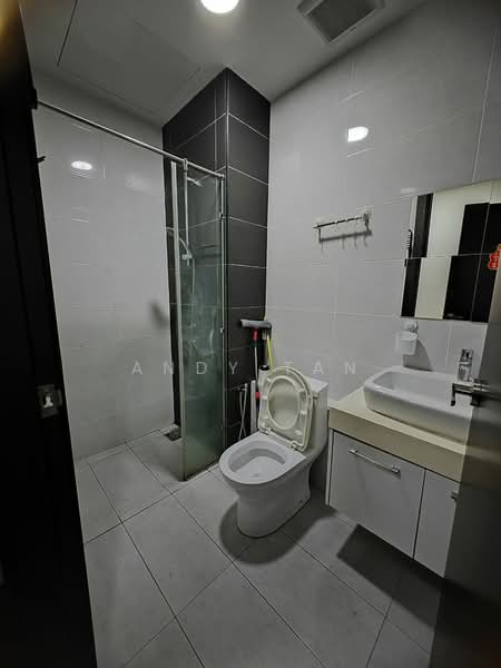 Service Residence for Sale at Wave @ Marina Cove - Andy Tan - Bathroom - PropertyGuru.com.my