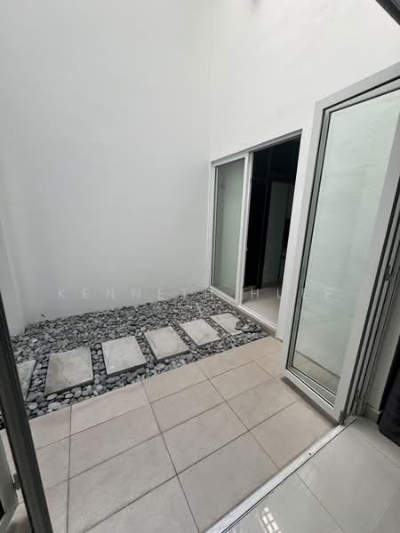 Terraced House for Sale in Temasya Glenmarie (Glenmarie) - Kenneth Huee - Exterior - PropertyGuru.com.my