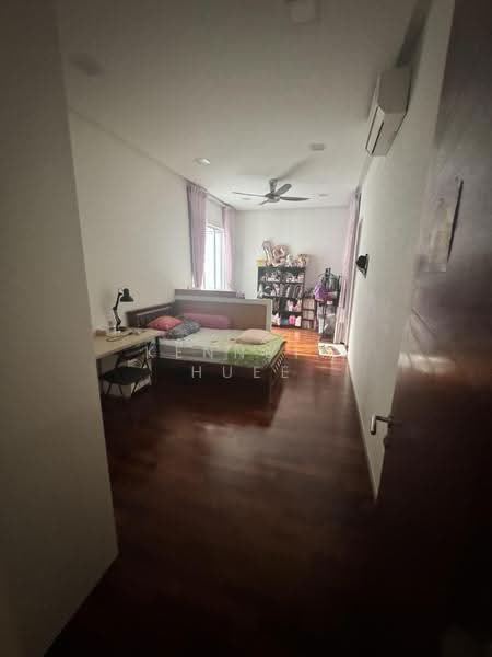 Terraced House for Sale in Temasya Glenmarie (Glenmarie) - Kenneth Huee - Bedroom - PropertyGuru.com.my