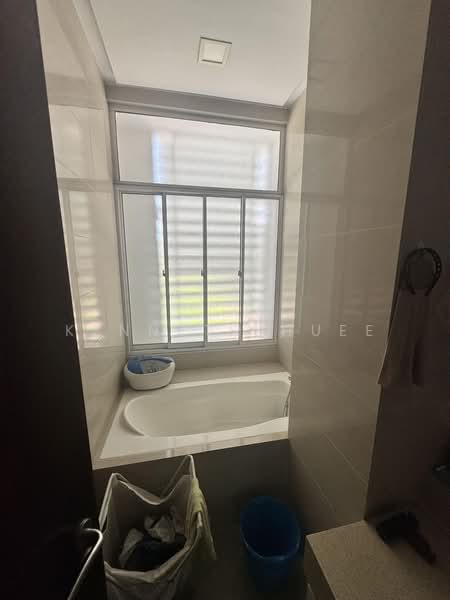 Terraced House for Sale in Temasya Glenmarie (Glenmarie) - Kenneth Huee - Bathroom - PropertyGuru.com.my