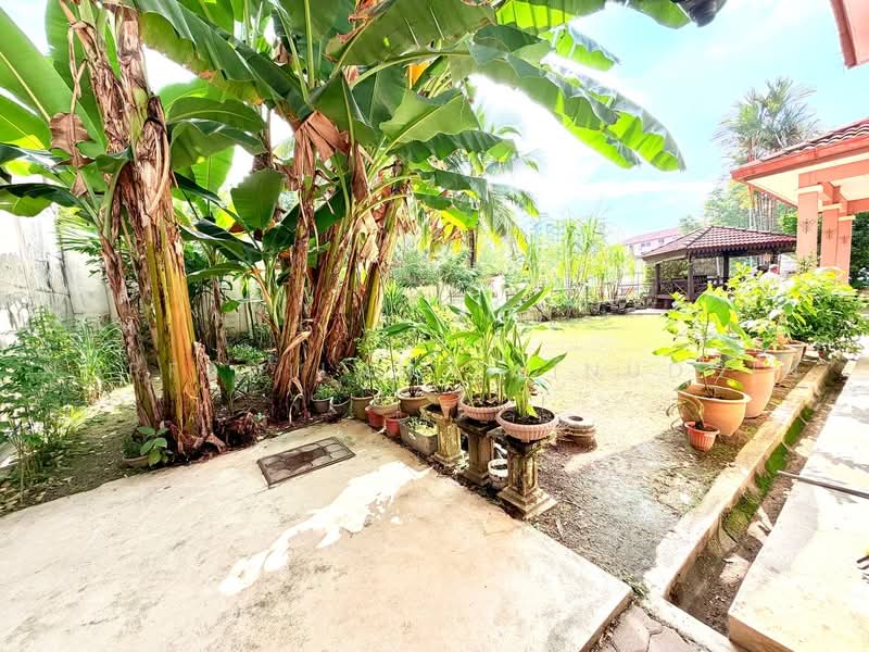 Semi-Detached House for Sale in Taman Bukit Mewah (Kajang) - NORFADILAH ZAINUDDIN - Garden - PropertyGuru.com.my