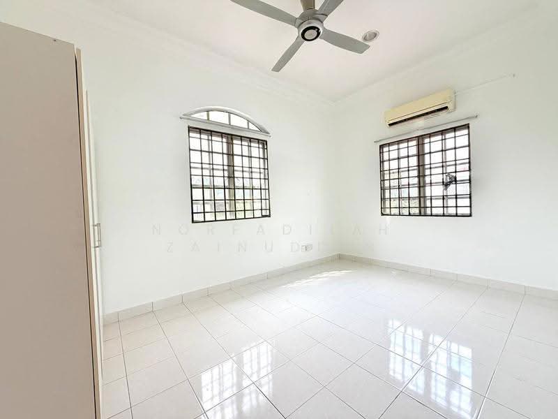Rumah Berkembar untuk Dijual di Bukit Bandaraya (Shah Alam) - NORFADILAH ZAINUDDIN - Interior - PropertyGuru.com.my