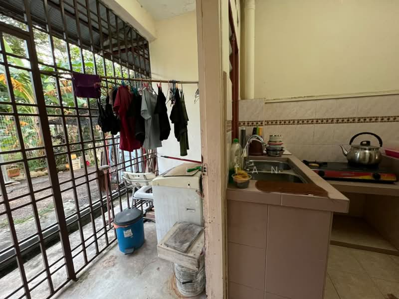 Townhouse for Sale in Bandar Muar (Muar) - Micole Tan - Kitchen - PropertyGuru.com.my