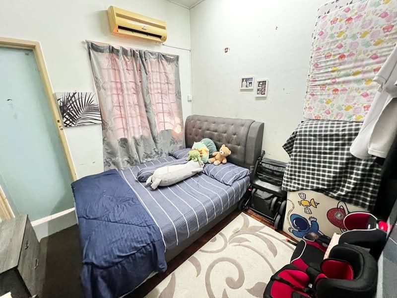 2-storey Terraced House for Sale in Kota Kemuning (Shah Alam) - Zul Arif - Bedroom - PropertyGuru.com.my