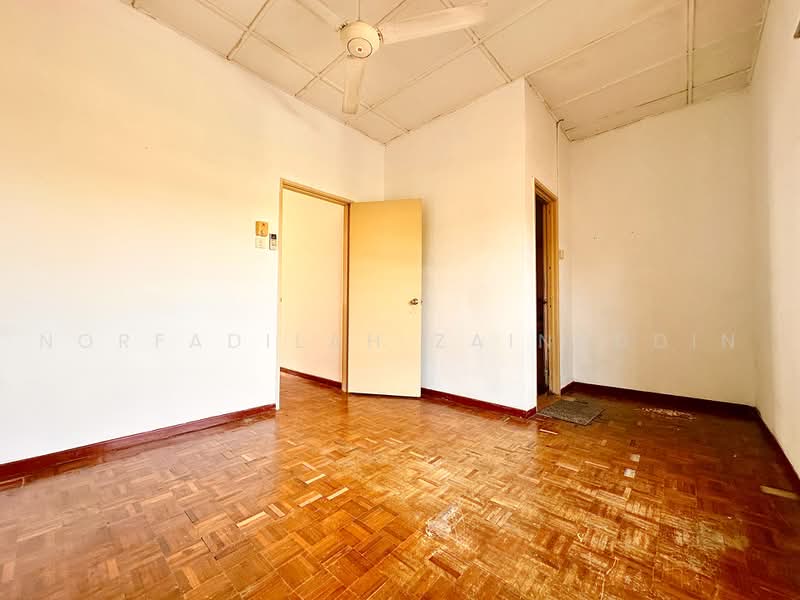 2-storey Terraced House for Sale in Sungai Buloh (Selangor) - NORFADILAH ZAINUDDIN - Interior - PropertyGuru.com.my