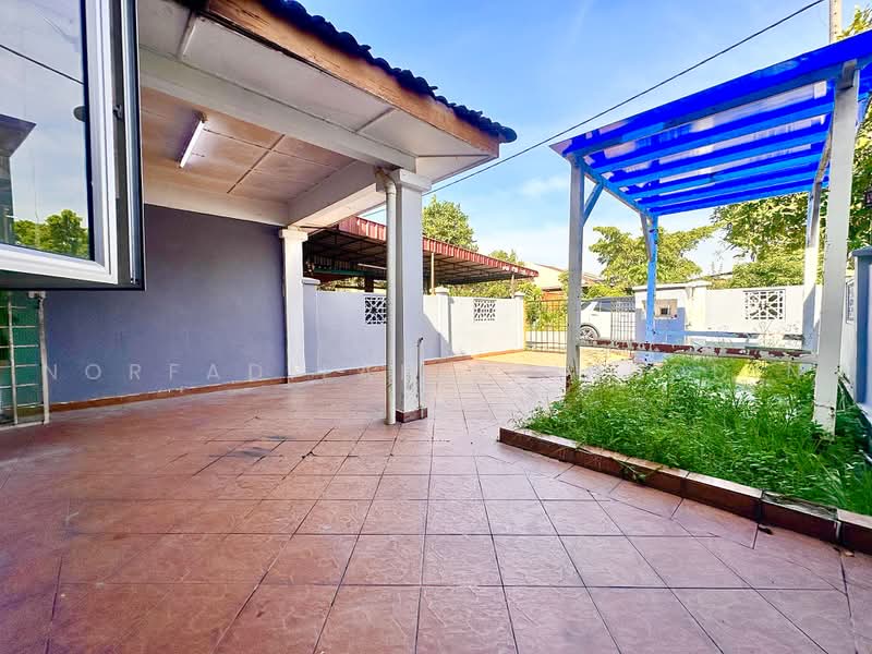 2-storey Terraced House for Sale in Sungai Buloh (Selangor) - NORFADILAH ZAINUDDIN - Exterior - PropertyGuru.com.my