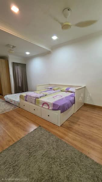 2-storey Terraced House for Sale in Bukit Jelutong (Shah Alam) - Wan Zurainah Wan Mohamad - PropertyGuru.com.my