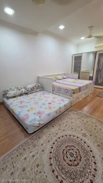 2-storey Terraced House for Sale in Bukit Jelutong (Shah Alam) - Wan Zurainah Wan Mohamad - PropertyGuru.com.my
