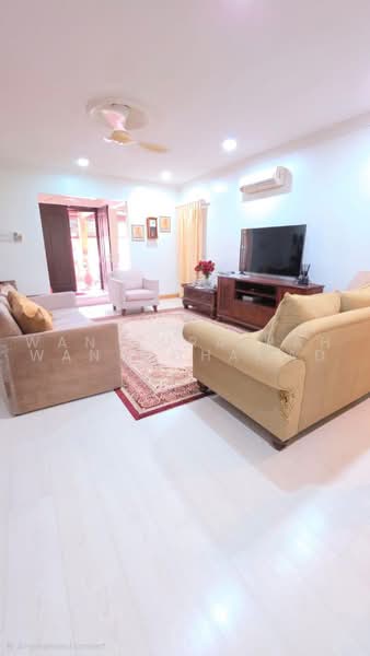 2-storey Terraced House for Sale in Bukit Jelutong (Shah Alam) - Wan Zurainah Wan Mohamad - PropertyGuru.com.my