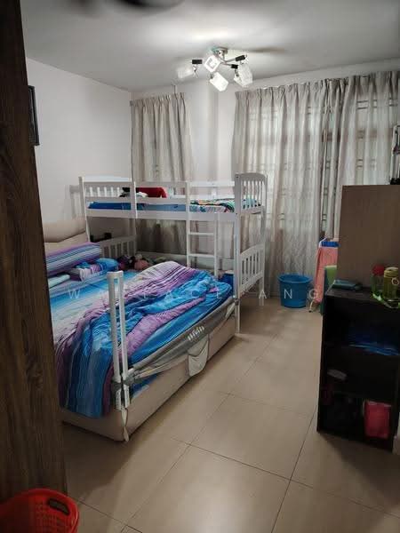 Rumah Teres 2-Tingkat untuk Dijual di Taman Bestari Indah (Ulu Tiram) - Wallace Ang - Bedroom - PropertyGuru.com.my