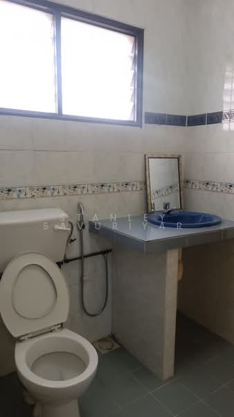 2-storey Terraced House for Rent in Taman Wawasan (Puchong) - Stanley Savuriyar - Bathroom - PropertyGuru.com.my