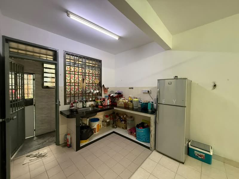 Rumah Teres 2-Tingkat untuk Dijual di Johor Bahru (Johor) - Jessica Boey - Kitchen - PropertyGuru.com.my