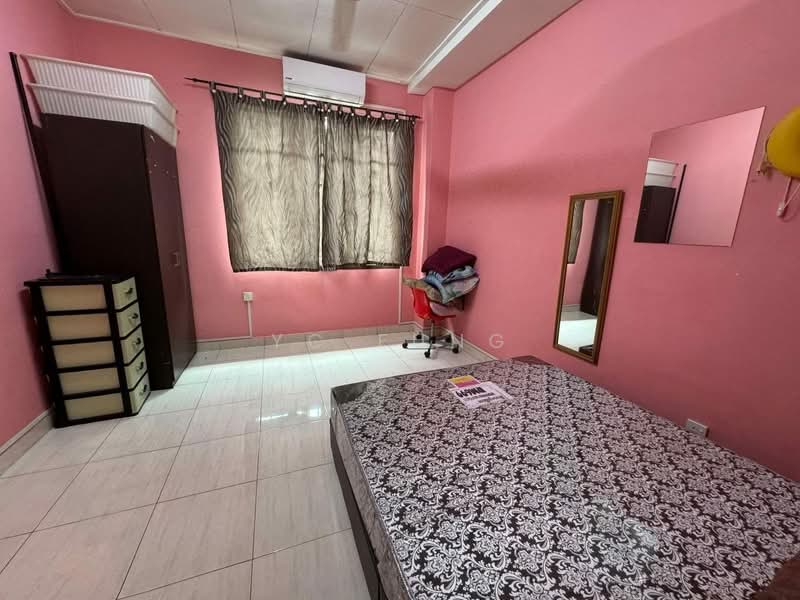 2-storey Terraced House for Rent in Austin Perdana (Tebrau) - YC Fung - Bedroom - PropertyGuru.com.my