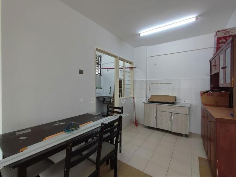 Pangsapuri untuk Disewa di Taman Desa Belantik - YC Fung - Kitchen - PropertyGuru.com.my