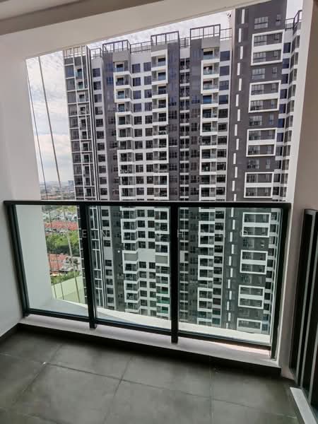 Kediaman Servis untuk Disewa di Suria Garden @ Puchong by Binastra - Kent Chong - Balcony - PropertyGuru.com.my