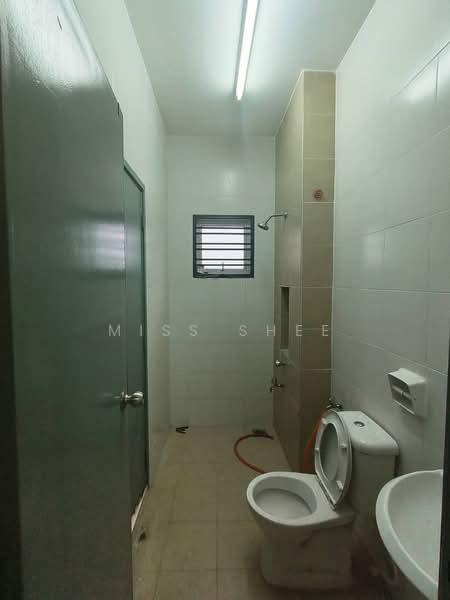 2-storey Terraced House for Rent in Taman Nusa Idaman (Iskandar Puteri (Nusajaya)) - Miss Shee - Bathroom - PropertyGuru.com.my