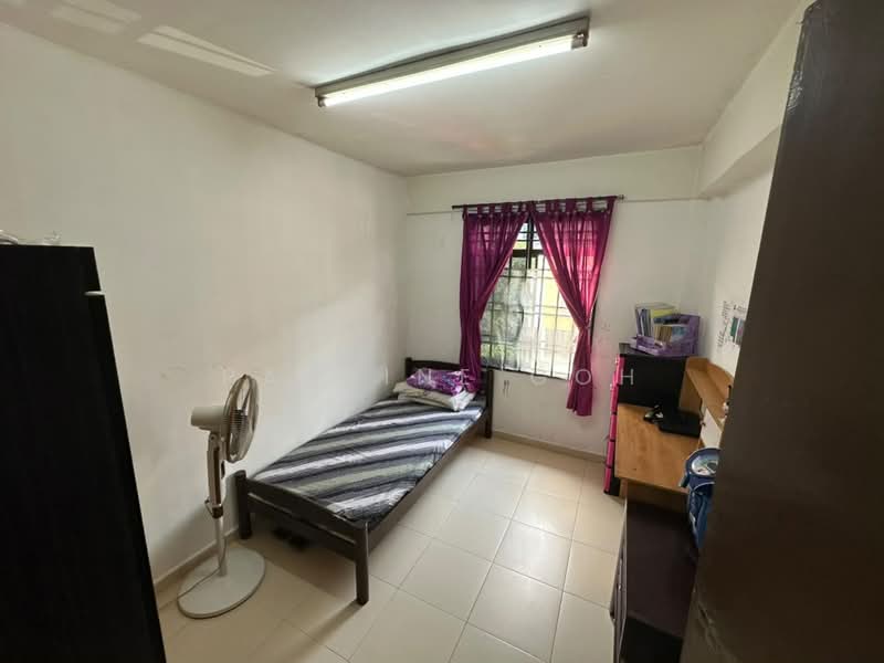 Flat for Sale at Sri Lanang - Pauline Goh - Bedroom - PropertyGuru.com.my