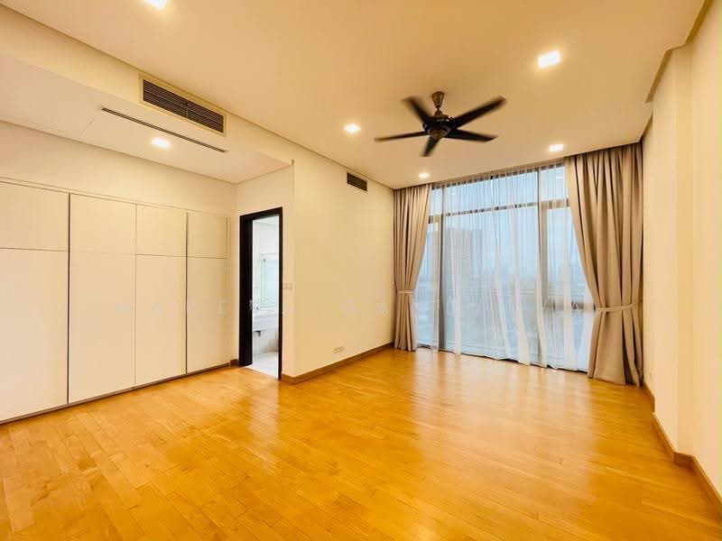 Kondominium untuk Dijual di Gallery @ U-Thant - Mareta Ganiyeva - Bedroom - PropertyGuru.com.my