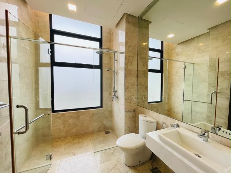 Kondominium untuk Dijual di Gallery @ U-Thant - Mareta Ganiyeva - Bathroom - PropertyGuru.com.my