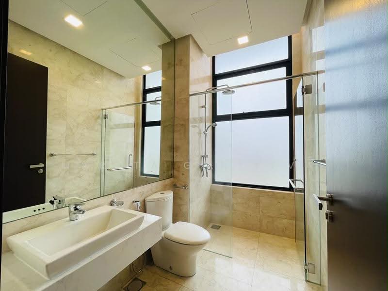 Kondominium untuk Dijual di Gallery @ U-Thant - Mareta Ganiyeva - Bathroom - PropertyGuru.com.my