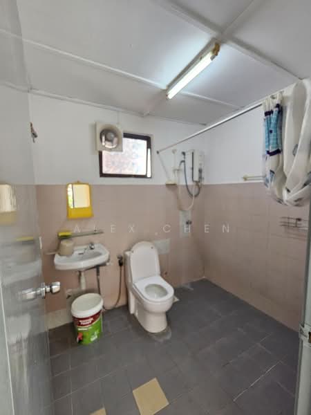 Kondominium untuk Dijual di Evergreen Park Acorn & Hazel - Alex Chen - Bathroom - PropertyGuru.com.my