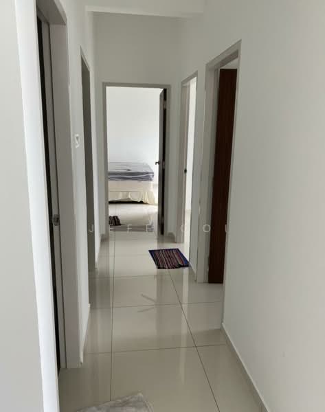 Kediaman Servis untuk Dijual di Seasons Garden Residences - Jeff Ooi - Corridor - PropertyGuru.com.my
