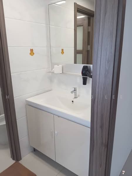 Pangsapuri untuk Disewa di Regalia Park @ Forest City - Hong Charng Lee - Bathroom - PropertyGuru.com.my