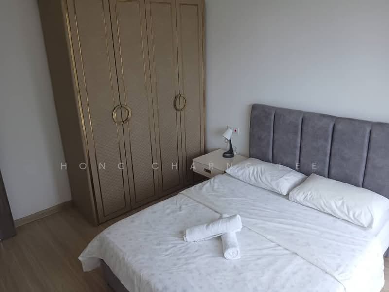 Pangsapuri untuk Disewa di Regalia Park @ Forest City - Hong Charng Lee - Bedroom - PropertyGuru.com.my