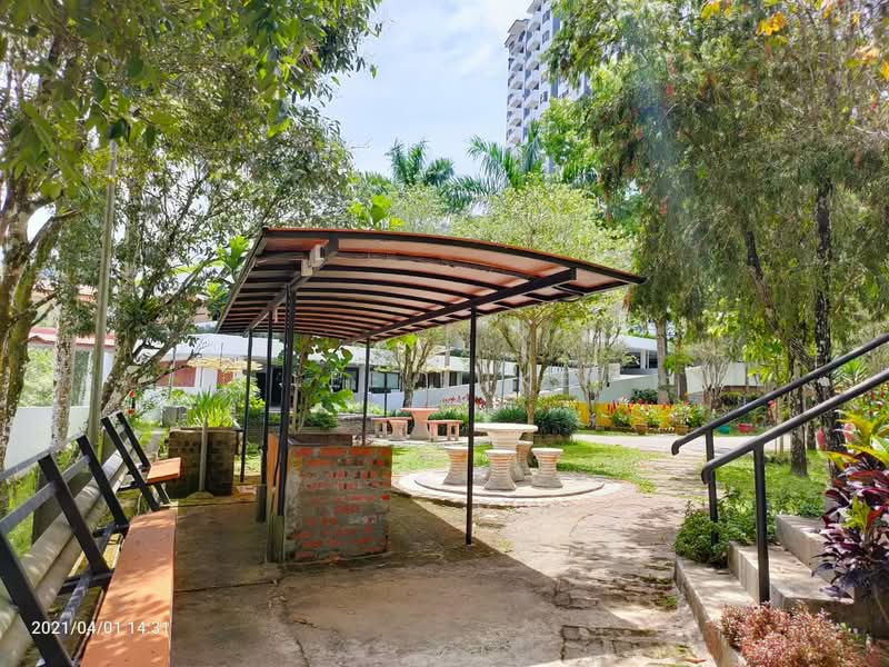 Pangsapuri untuk Disewa di Kempas Apartment - Lee Luke - Exterior - PropertyGuru.com.my