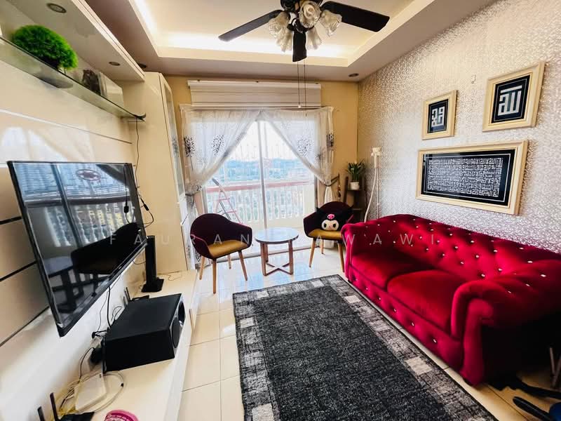 Pangsapuri untuk Dijual di Sri Ixora Apartment - Fauran Nawawi - Living Room - PropertyGuru.com.my