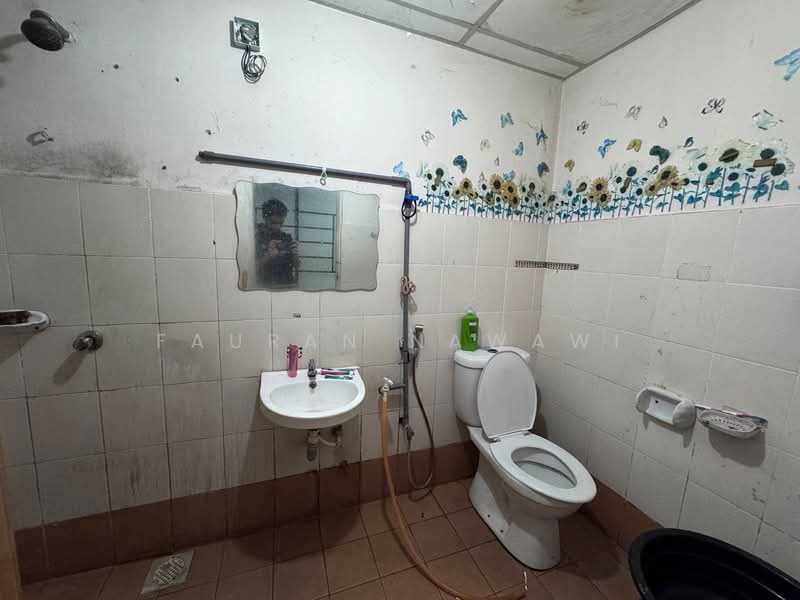 Condominium for Sale at Magna Ville - Fauran Nawawi - Bathroom - PropertyGuru.com.my
