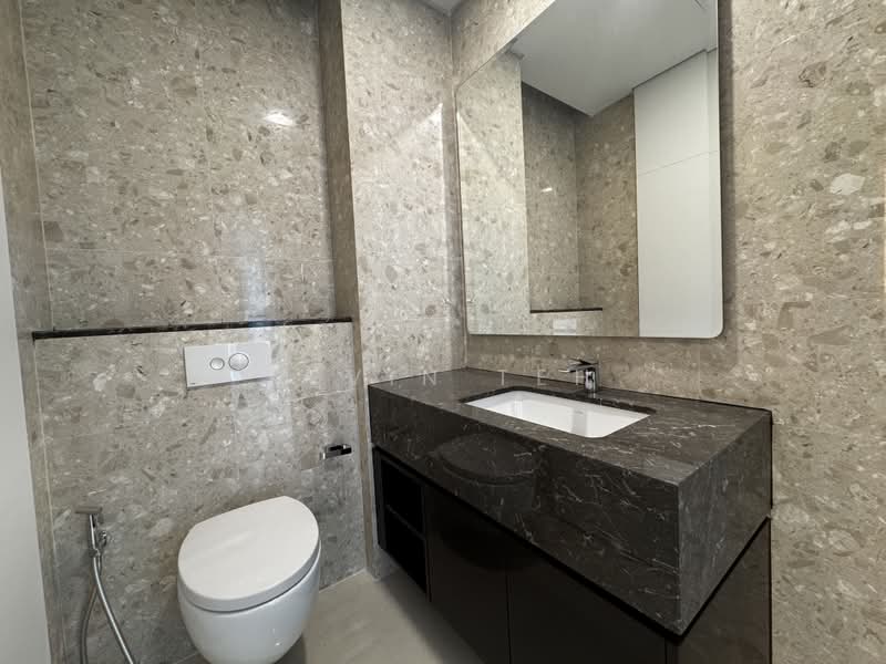 Kondominium untuk Disewa di Pavilion Damansara Heights - Kevin Teh - Bathroom - PropertyGuru.com.my