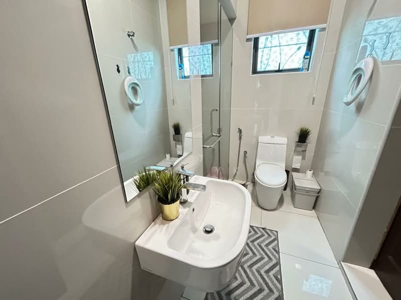 Bungalow House untuk Dijual di Subang Heights (Subang Jaya) - Lai YK - Bathroom - PropertyGuru.com.my