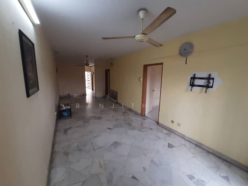 Condominium for Rent at Palm Court Condominium - Ranjith . - Living Room - PropertyGuru.com.my