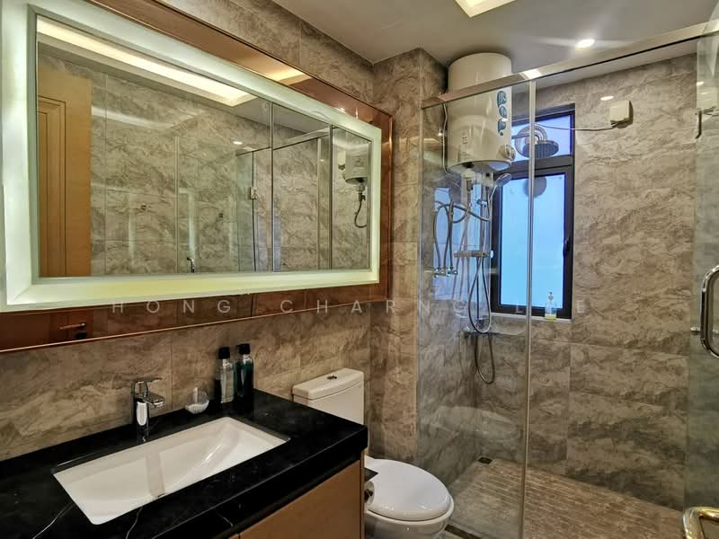 Service Residence for Rent at R&F Princess Cove Phase 1 - Hong Charng Lee - Bathroom - PropertyGuru.com.my