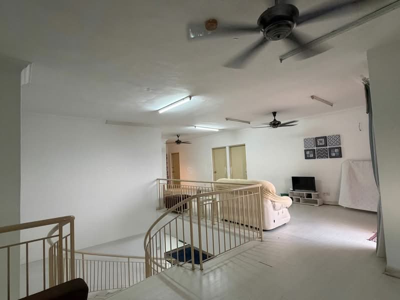 Condominium for Sale at Putra Villa - Siti Sumiri - Living Room - PropertyGuru.com.my