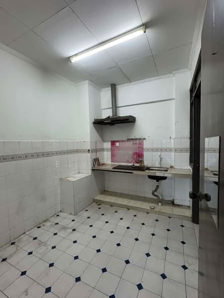 Kondominium untuk Disewa di Skudai Villa - Elvis Sim - Kitchen - PropertyGuru.com.my