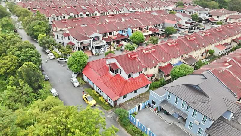 Rumah Teres 2-Tingkat untuk Dijual di Seksyen 3 (Bangi) - Azli Ibrahim - Exterior - PropertyGuru.com.my