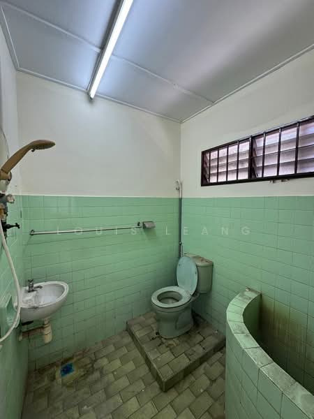 2-storey Terraced House for Rent in Sri Petaling (Kuala Lumpur) - Louis Leang - Bathroom - PropertyGuru.com.my