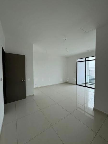 Cluster House for Sale in Johor Bahru (Johor) - James Bong - Living Room - PropertyGuru.com.my