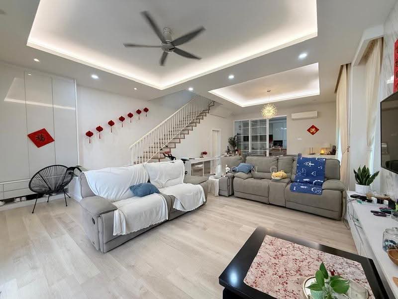 Rumah Kluster untuk Dijual di Taman Nusa Sentral (Iskandar Puteri (Nusajaya)) - James Bong - Living Room - PropertyGuru.com.my
